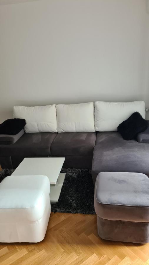 Apartmani Marcetic Slavonski Brod Exteriör bild